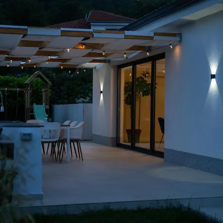 Mare&monti In Opatija, Pool, Ev Station, Sea View, Bbq Vila *